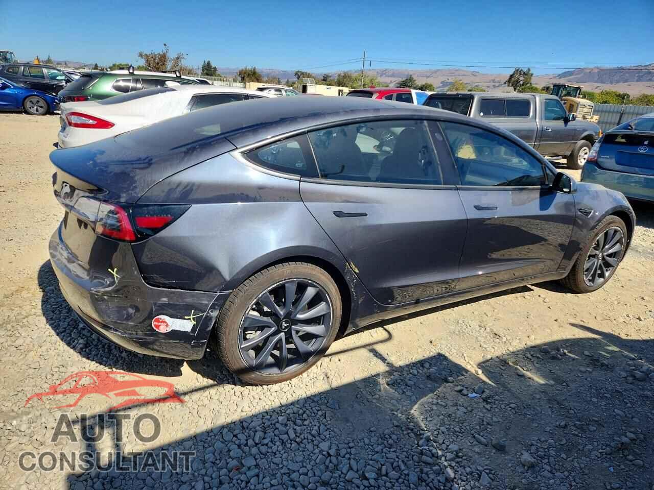 TESLA MODEL 3 2018 - 5YJ3E1EA7JF048300