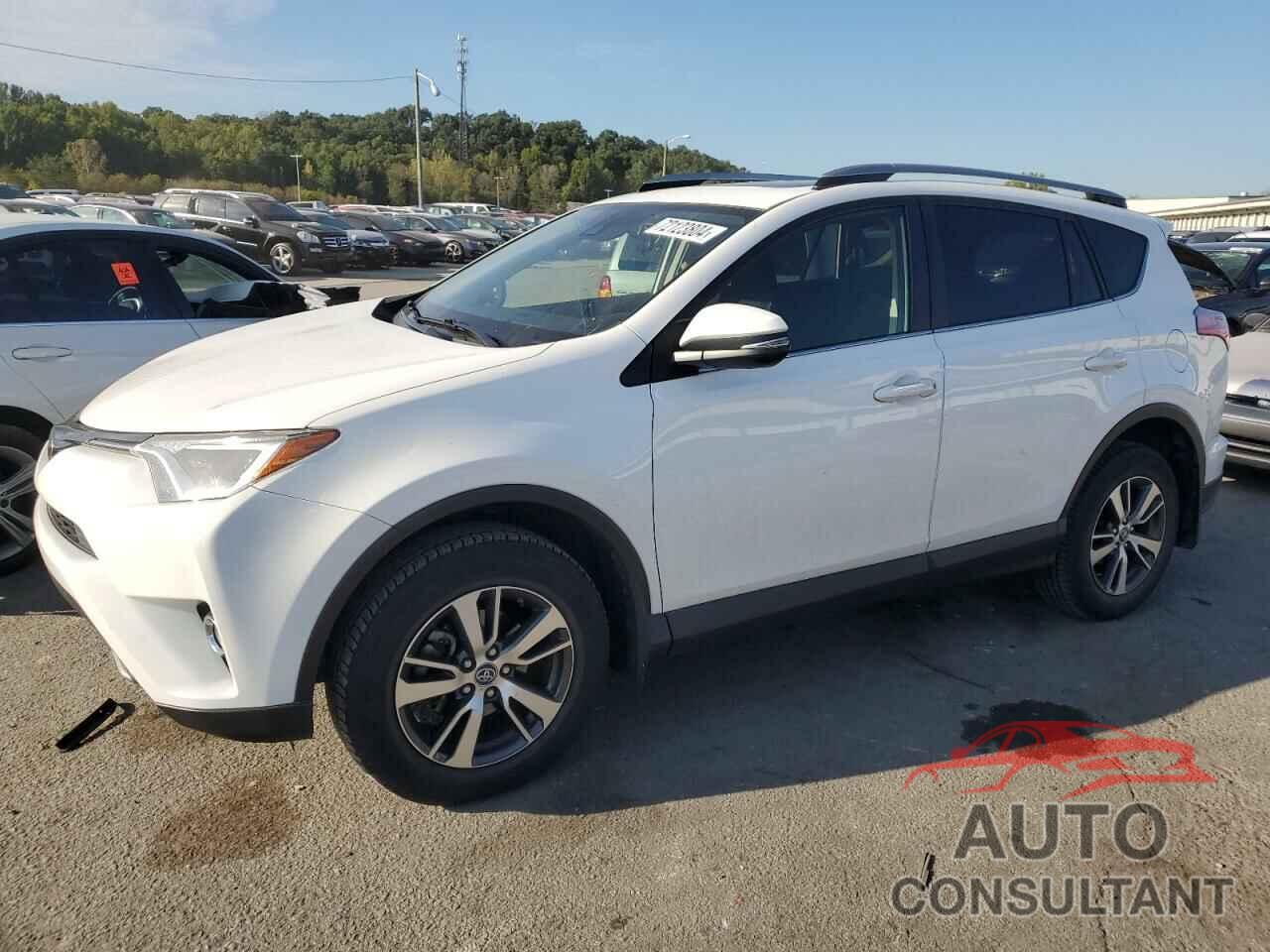 TOYOTA RAV4 2018 - JTMRFREV5JJ746857