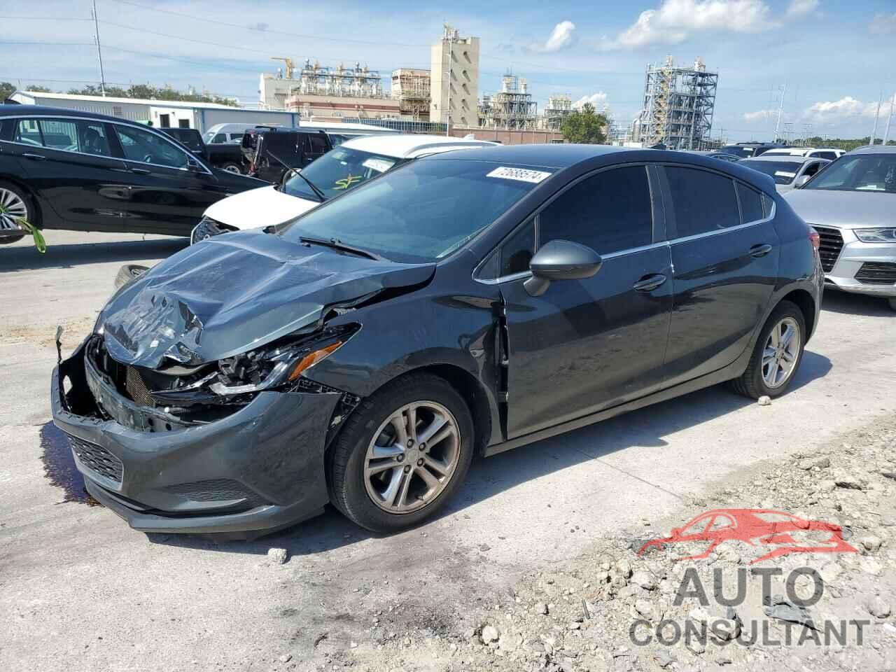 CHEVROLET CRUZE 2018 - 3G1BE6SM1JS553501