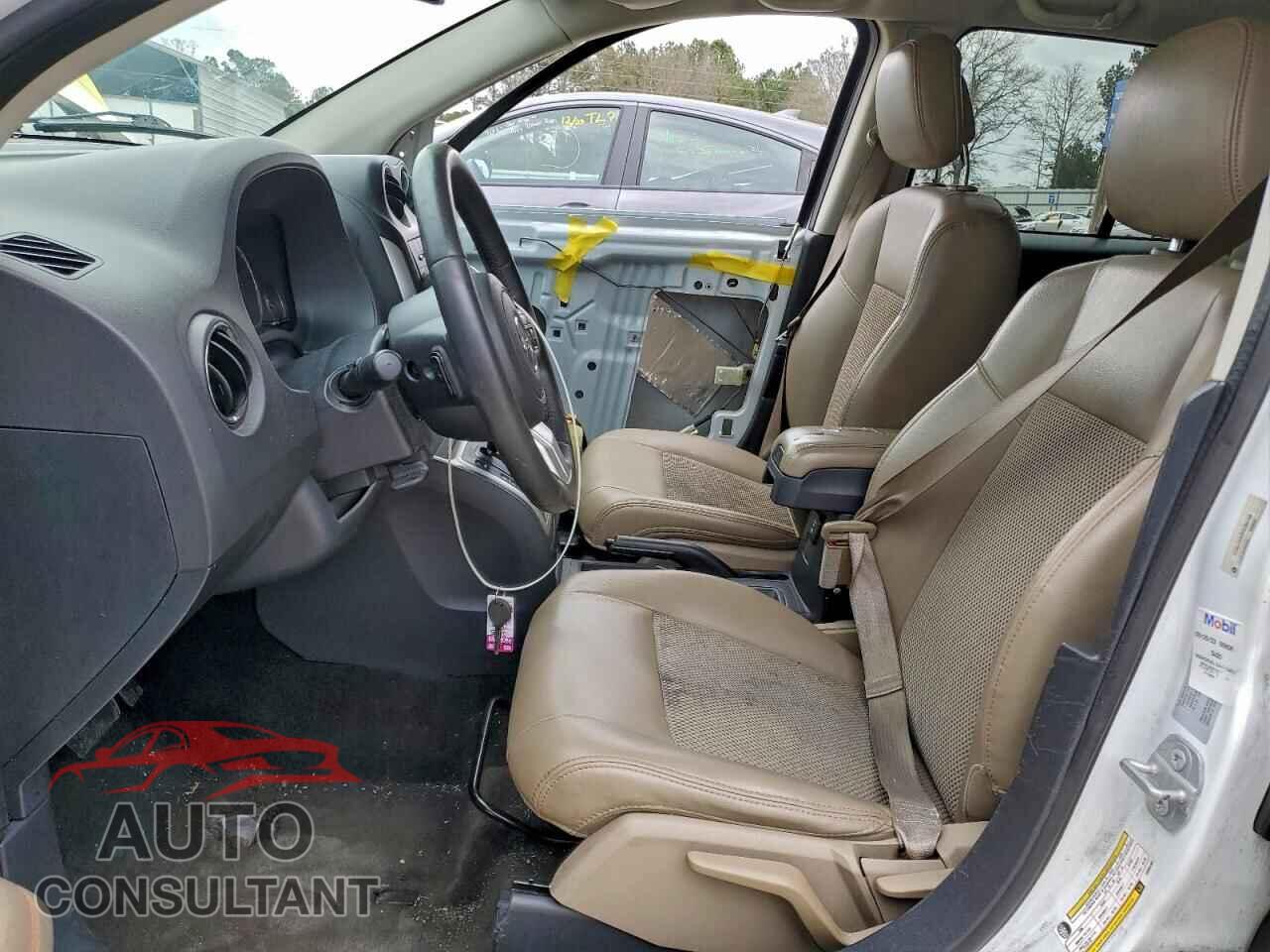 JEEP COMPASS 2015 - 1C4NJCEB2FD398196
