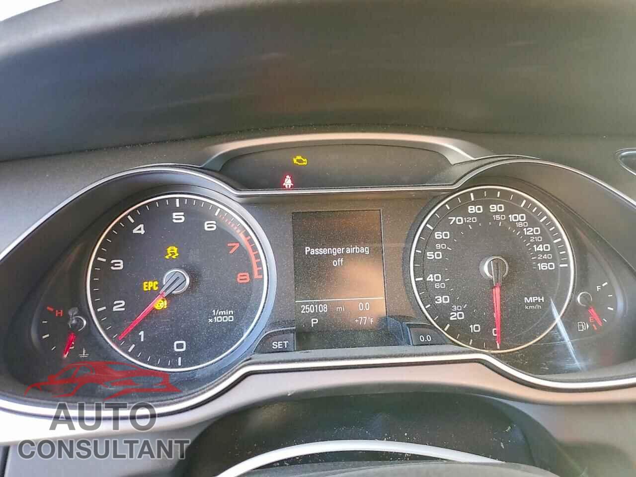 AUDI A4 2013 - WAUFFAFL9DN029311