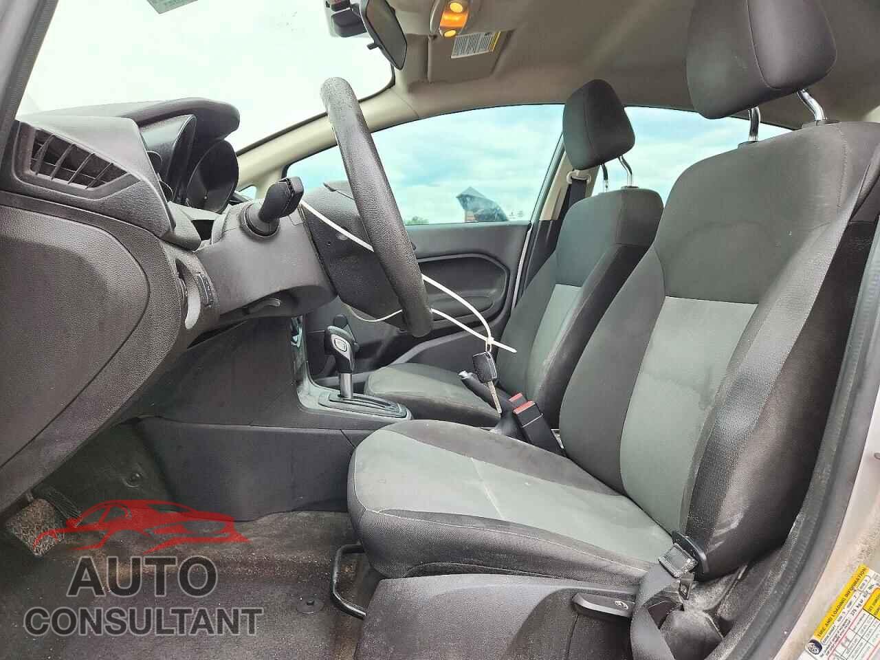 FORD FIESTA 2017 - 3FADP4AJ2HM164215