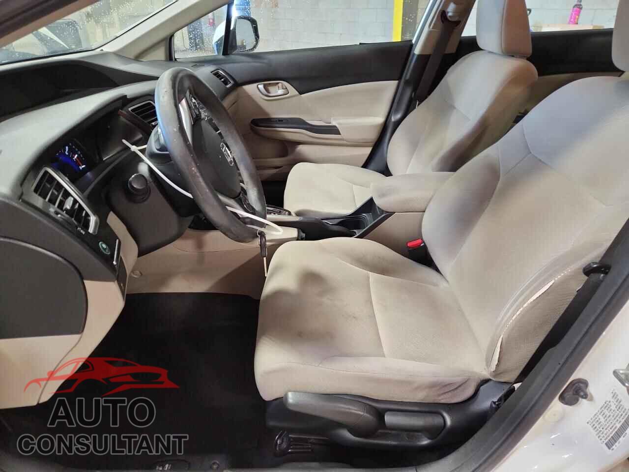 HONDA CIVIC 2013 - 2HGFB2F55DH545665