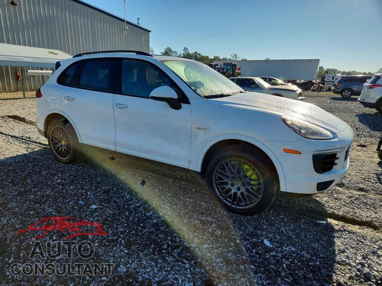 PORSCHE CAYENNE 2017 - WP1AE2A27HLA75594