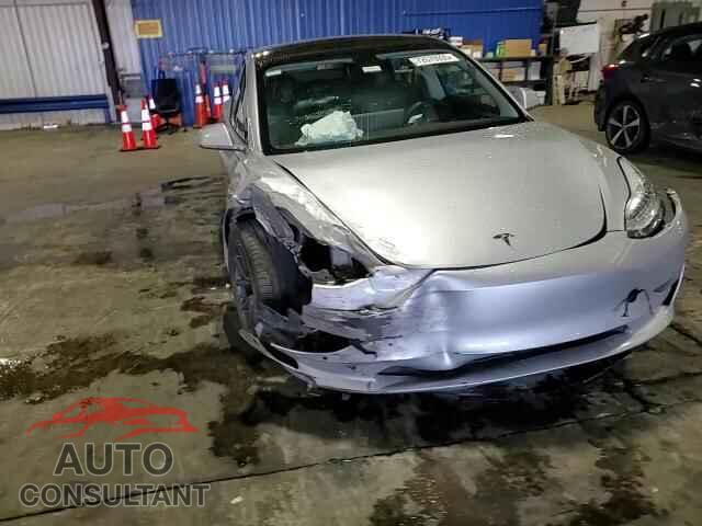 TESLA MODEL 3 2018 - 5YJ3E1EBXJF104383