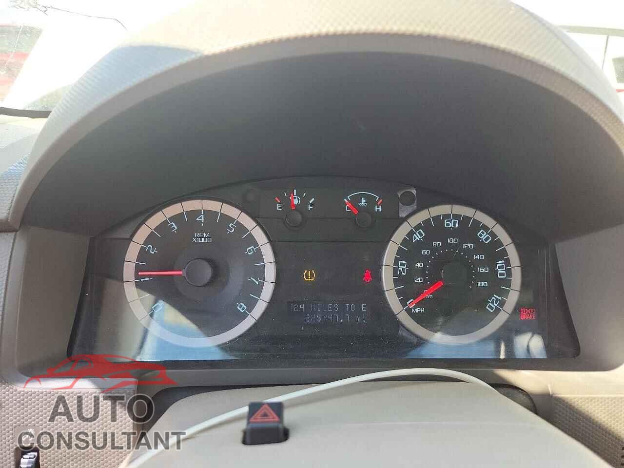 FORD ESCAPE 2010 - 1FMCU9D70AKB43626