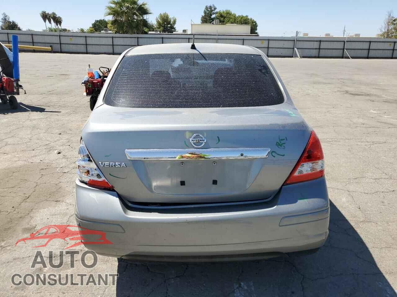 NISSAN VERSA 2011 - 3N1BC1AP1BL453439