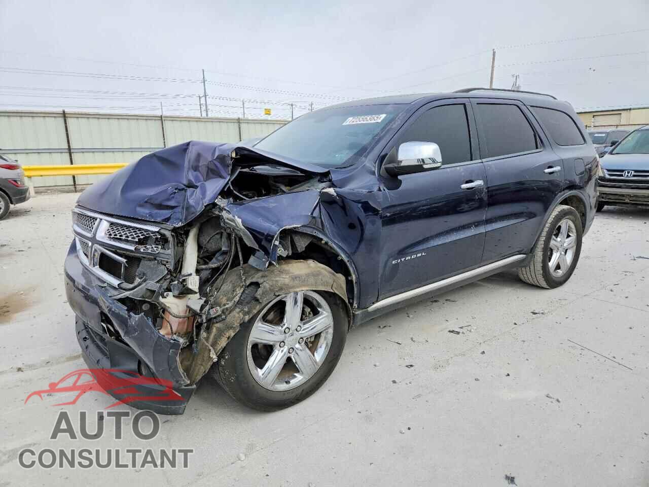 DODGE DURANGO 2013 - 1C4SDHET3DC690815