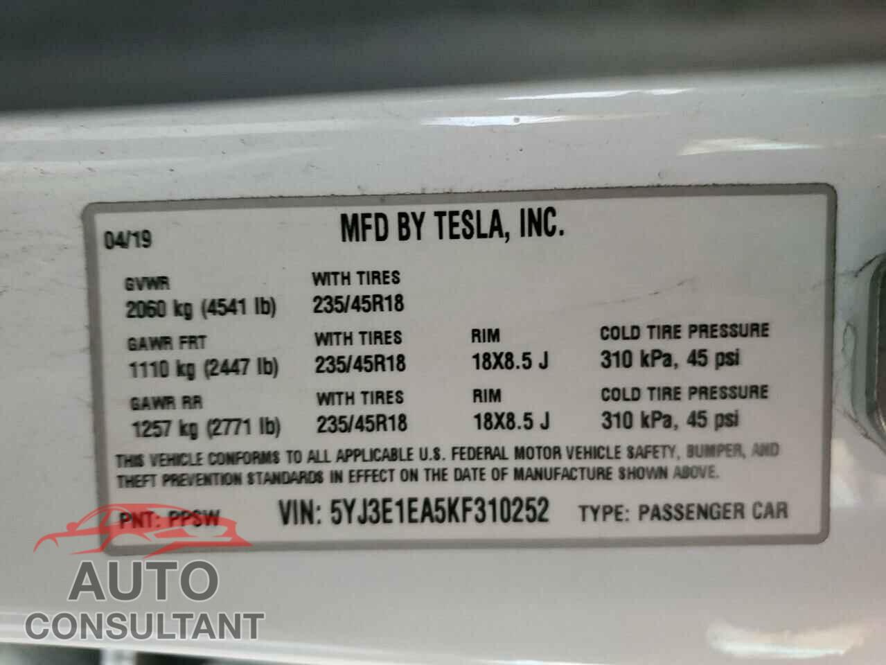 TESLA MODEL 3 2019 - 5YJ3E1EA5KF310252
