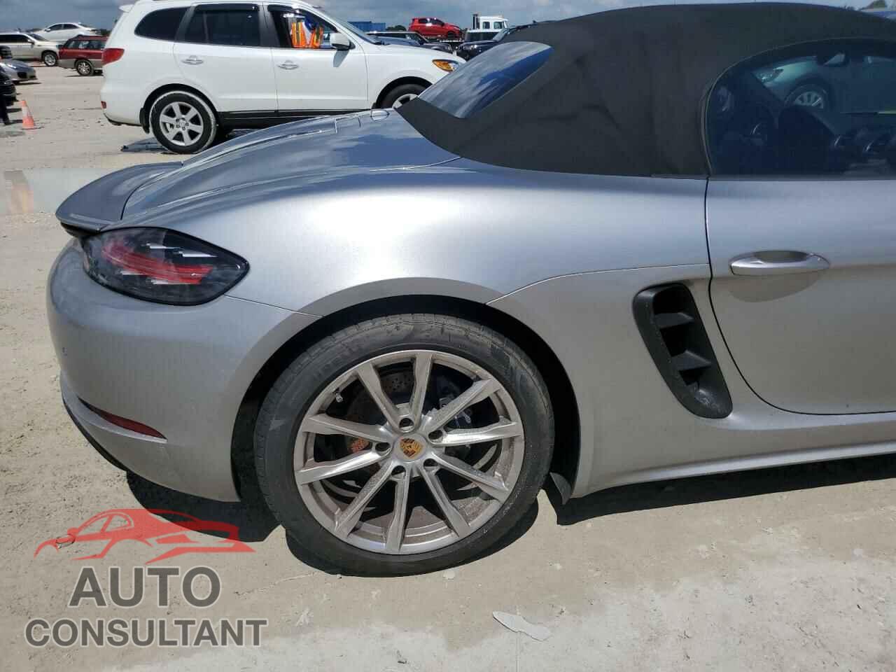 PORSCHE BOXSTER 2018 - WP0CA2A81JS210302