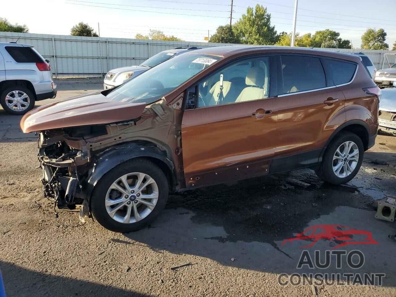 FORD ESCAPE 2017 - 1FMCU0GD7HUB03877