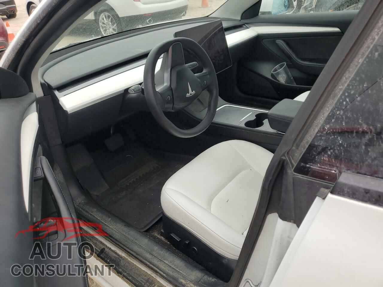 TESLA MODEL 3 2023 - 5YJ3E1EA8PF590059