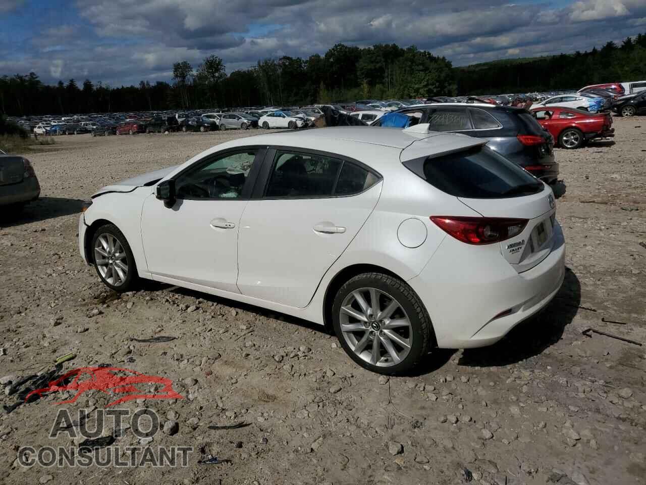 MAZDA 3 2017 - 3MZBN1M38HM148035