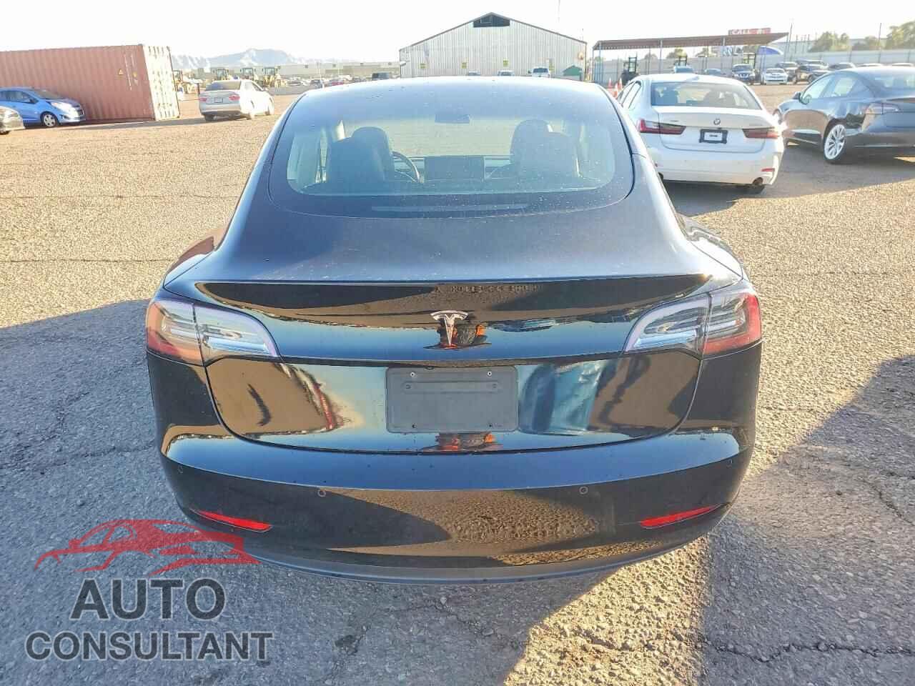 TESLA MODEL 3 2022 - 5YJ3E1EA7NF290803