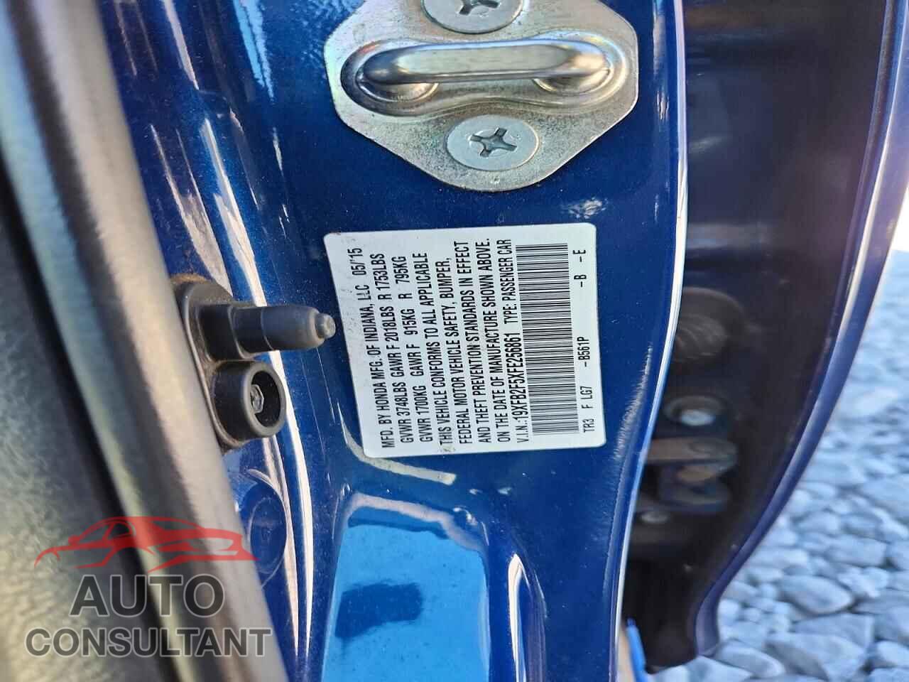 HONDA CIVIC 2015 - 19XFB2F5XFE256861