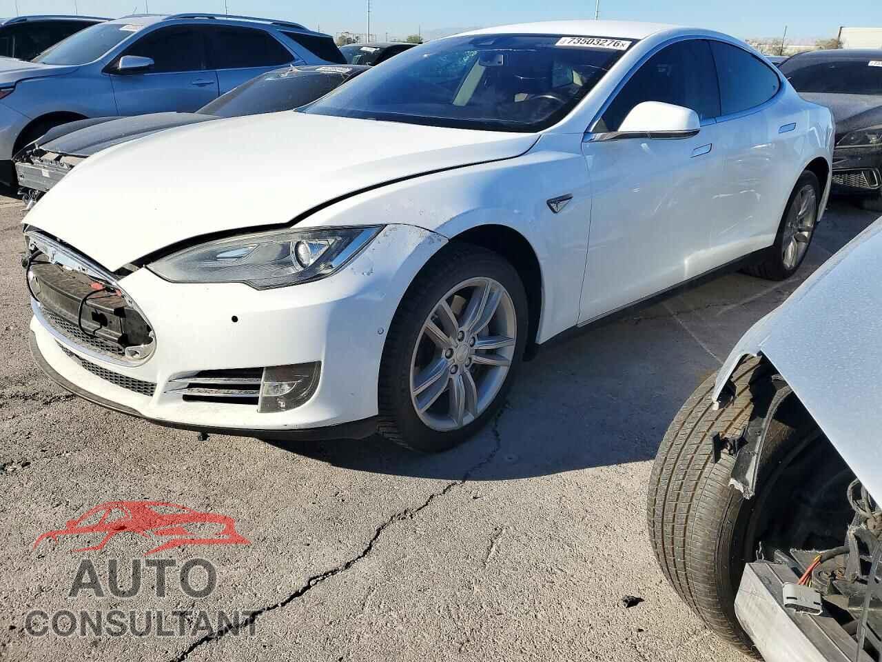 TESLA MODEL S 2014 - 5YJSA1H11EFP68183