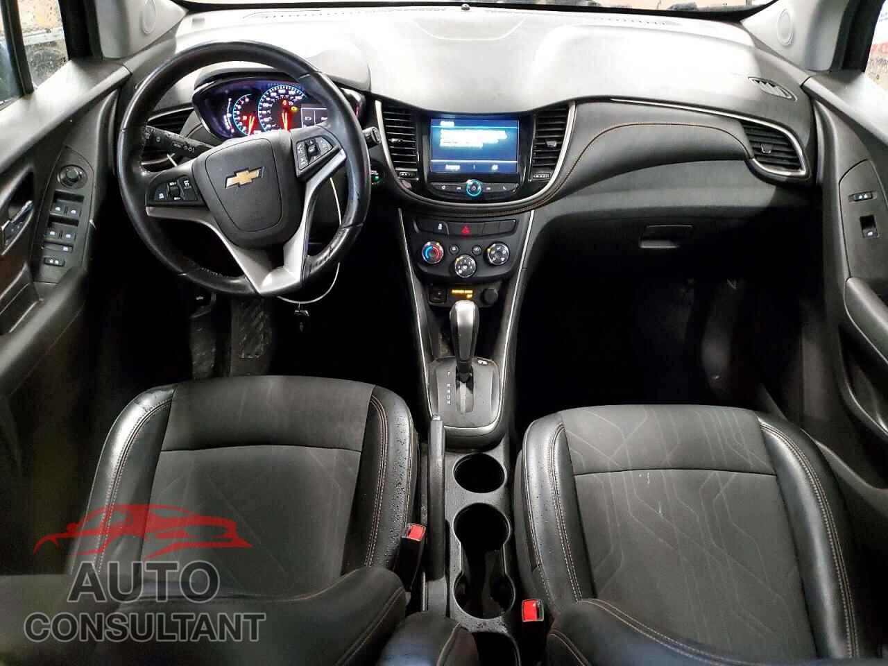 CHEVROLET TRAX 2019 - 3GNCJLSBXKL405015