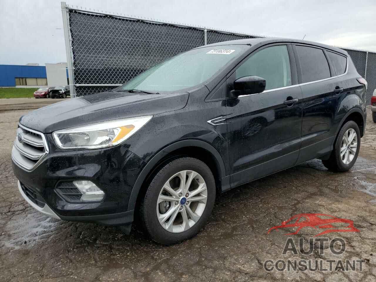 FORD ESCAPE 2017 - 1FMCU9GD7HUE92167