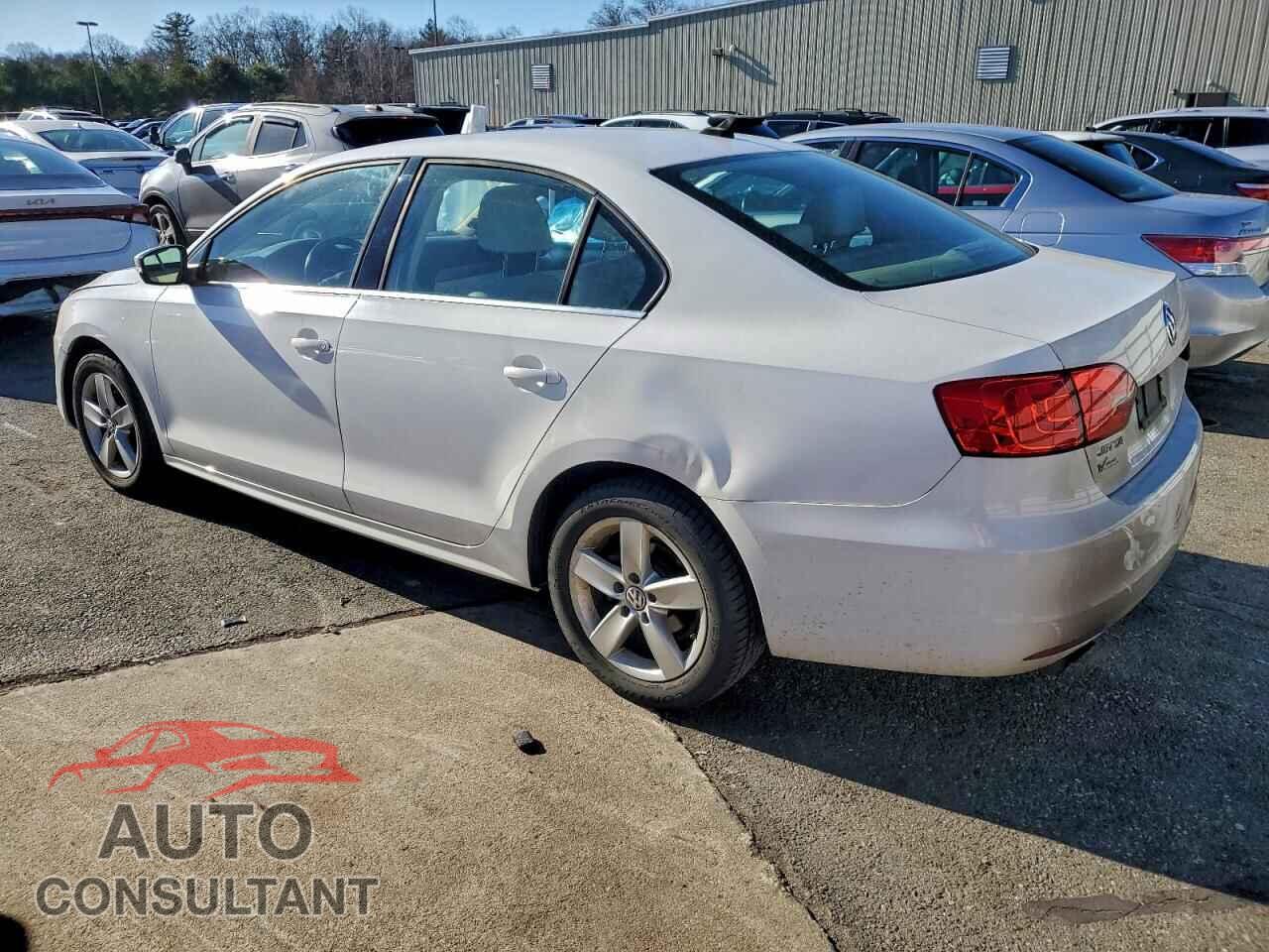 VOLKSWAGEN JETTA 2014 - 3VWLL7AJ2EM381386