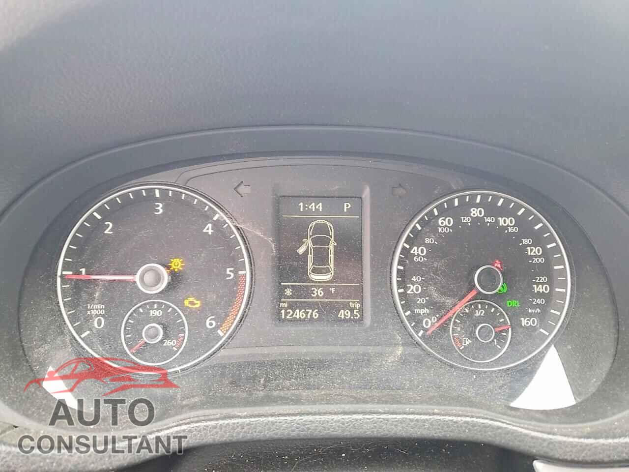 VOLKSWAGEN PASSAT 2013 - 1VWBN7A39DC045807