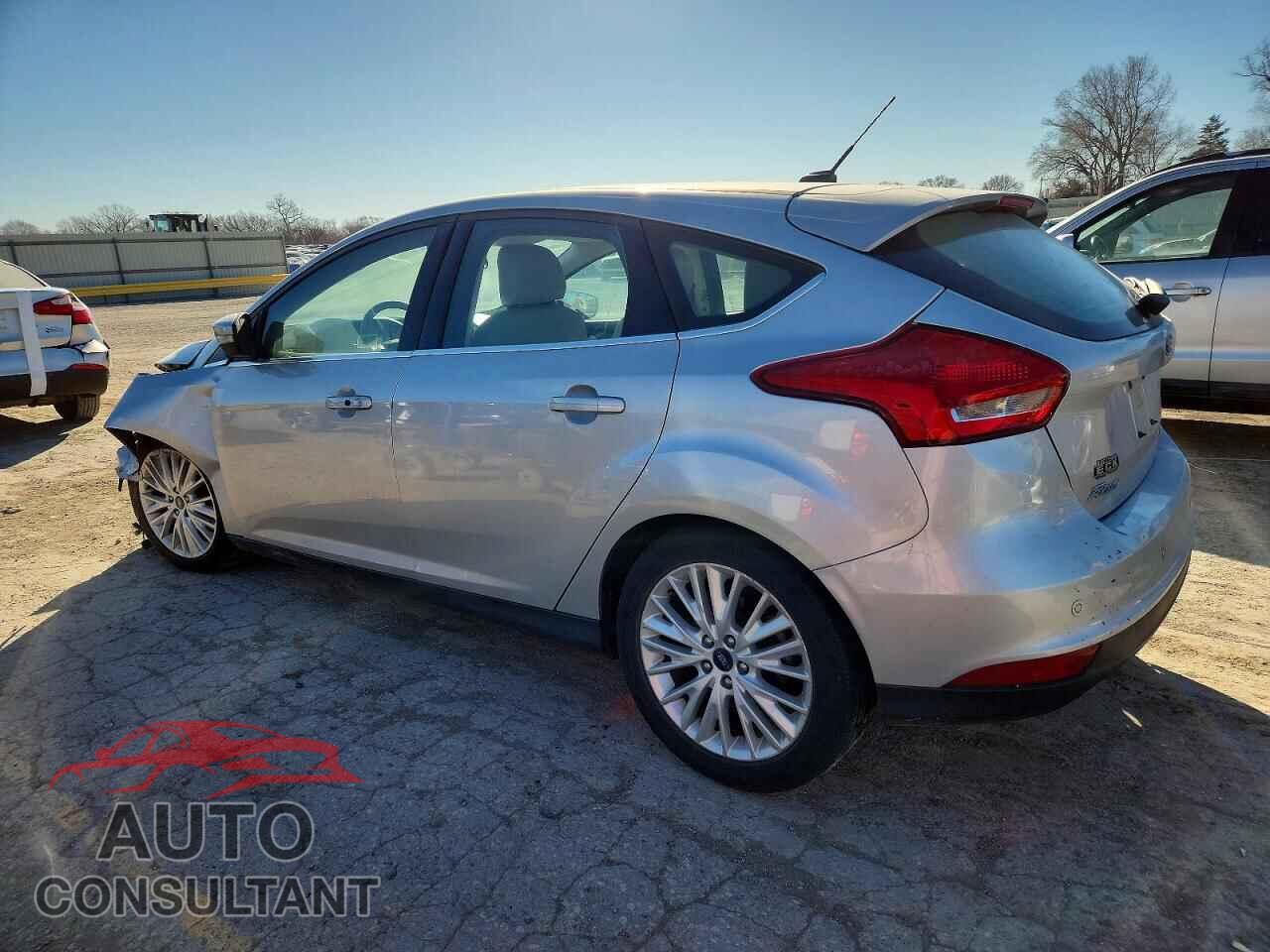 FORD FOCUS 2017 - 1FADP3N24HL279820