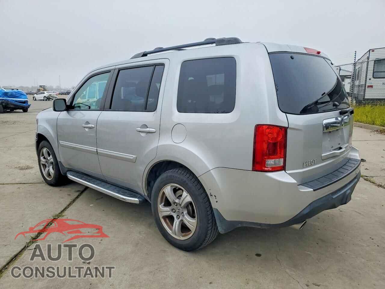 HONDA PILOT 2012 - 5FNYF4H51CB033720