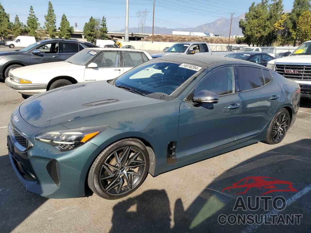 KIA STINGER 2022 - KNAE35LD6N6103059