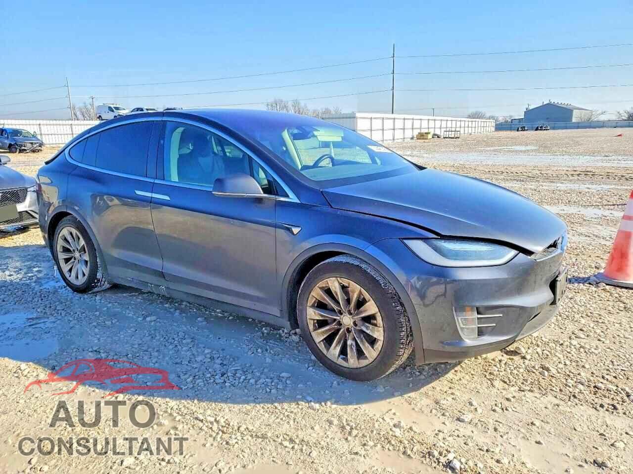 TESLA MODEL X 2017 - 5YJXCBE29HF064028