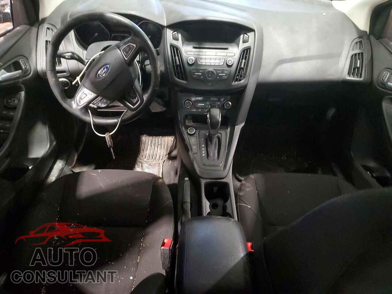 FORD FOCUS 2017 - 1FADP3FE8HL200450