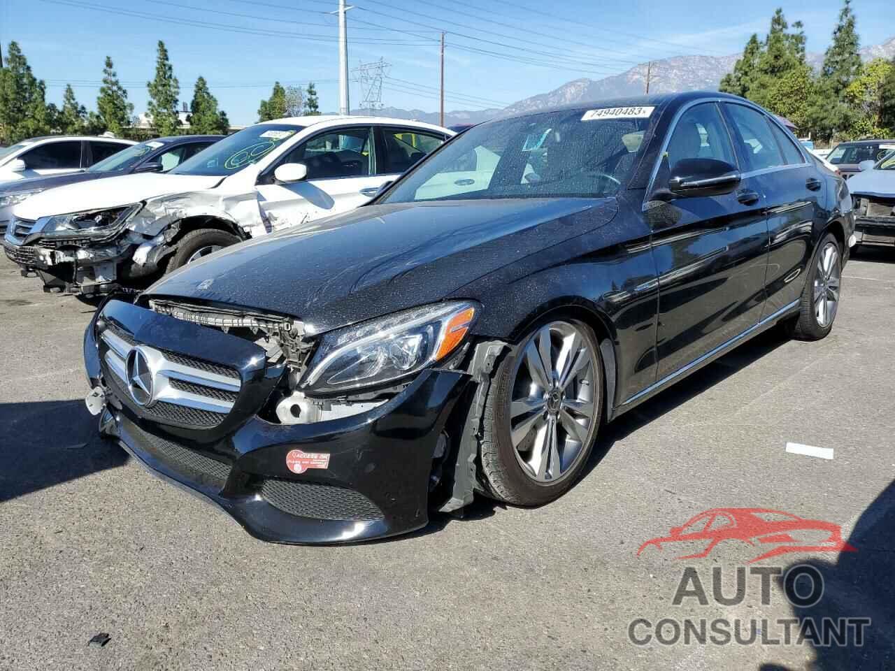 MERCEDES-BENZ C-CLASS 2018 - 55SWF4HB9JU244740