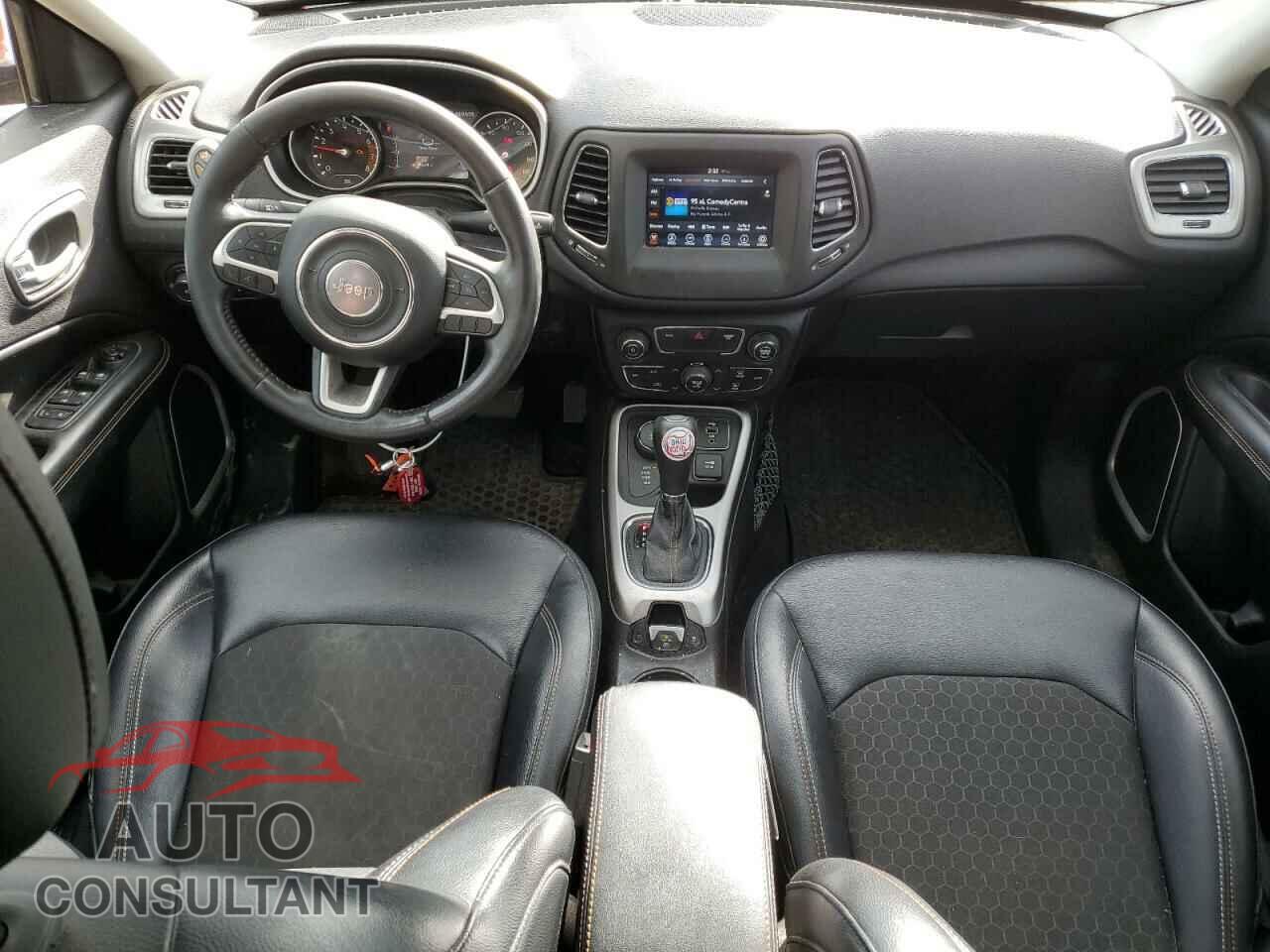 JEEP COMPASS 2017 - 3C4NJDBB8HT651271