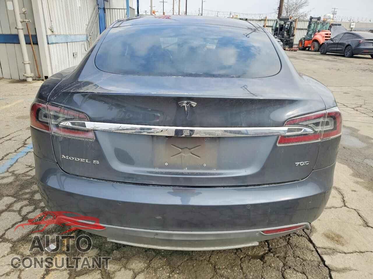 TESLA MODEL S 2015 - 5YJSA1E2XFF116306