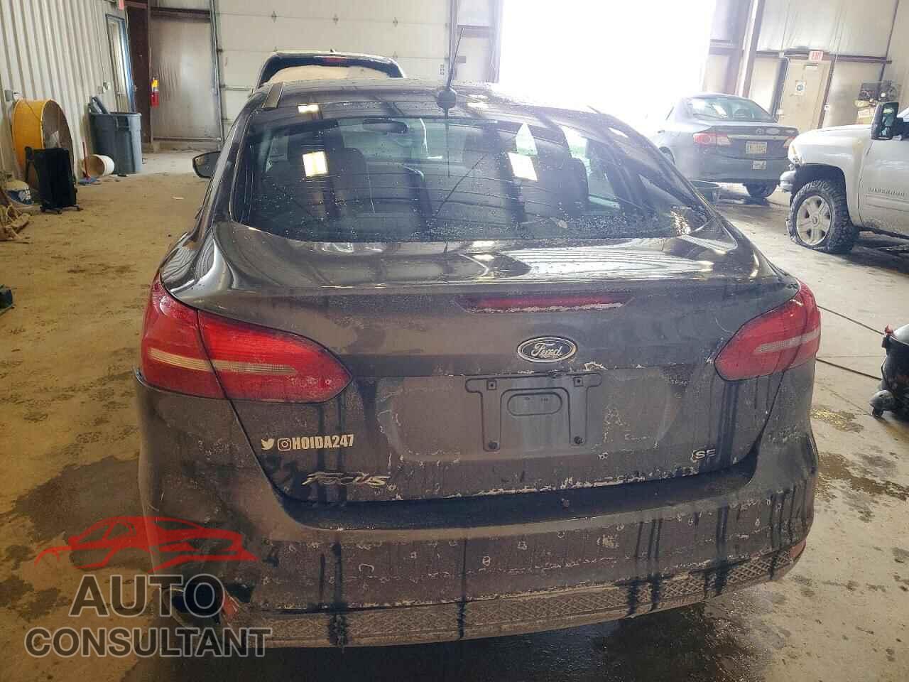FORD FOCUS 2017 - 1FADP3F25HL348044