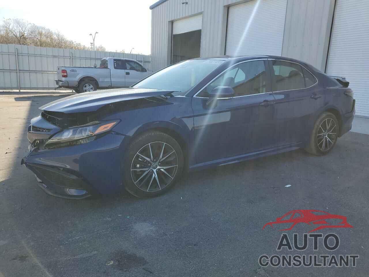 TOYOTA CAMRY 2023 - 4T1G11AK4PU128659