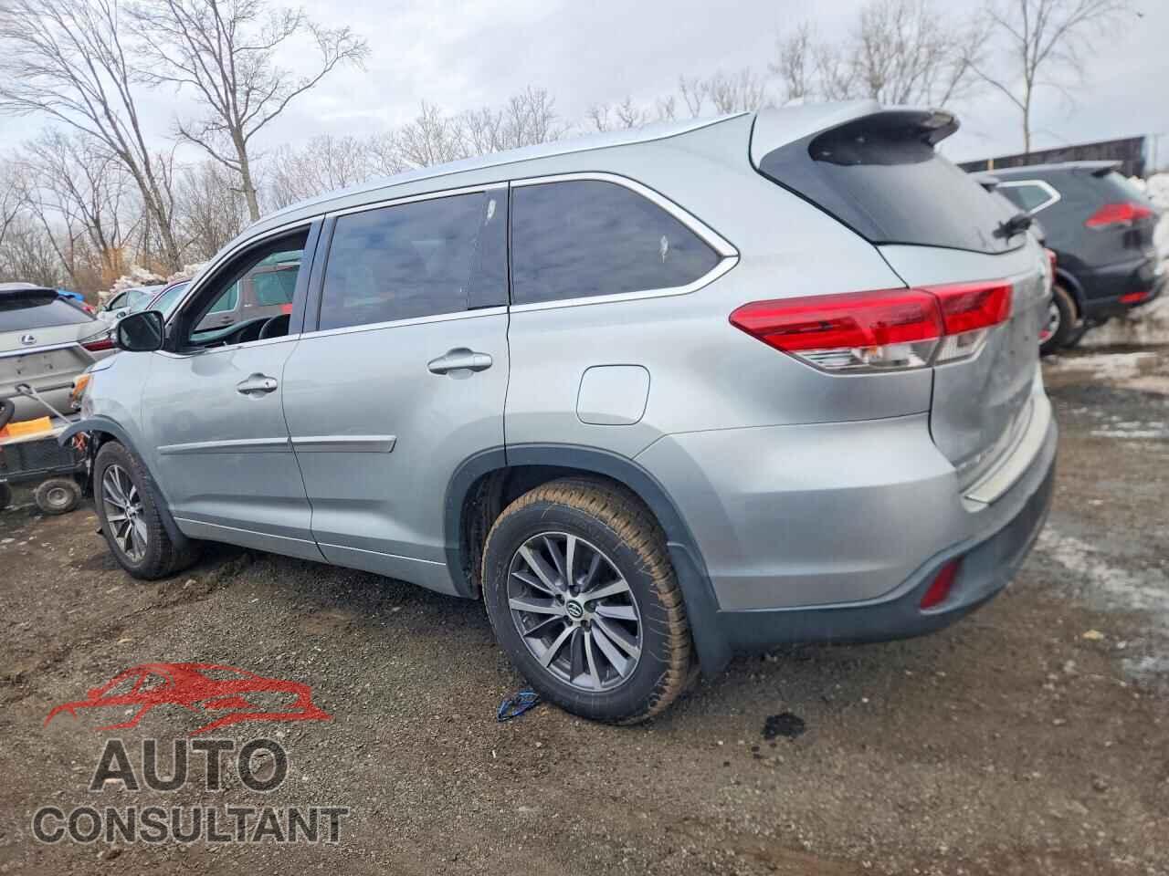 TOYOTA HIGHLANDER 2017 - 5TDJZRFH4HS467619