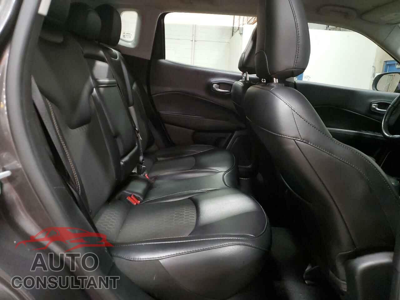 JEEP COMPASS 2019 - 3C4NJCBB8KT840780