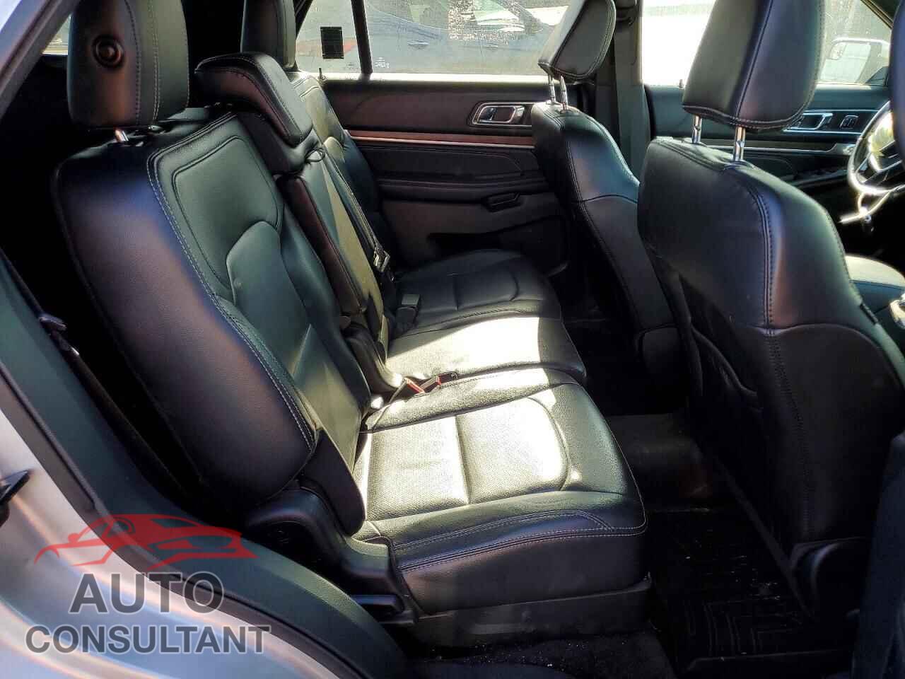 FORD EXPLORER 2018 - 1FM5K8F82JGB32449