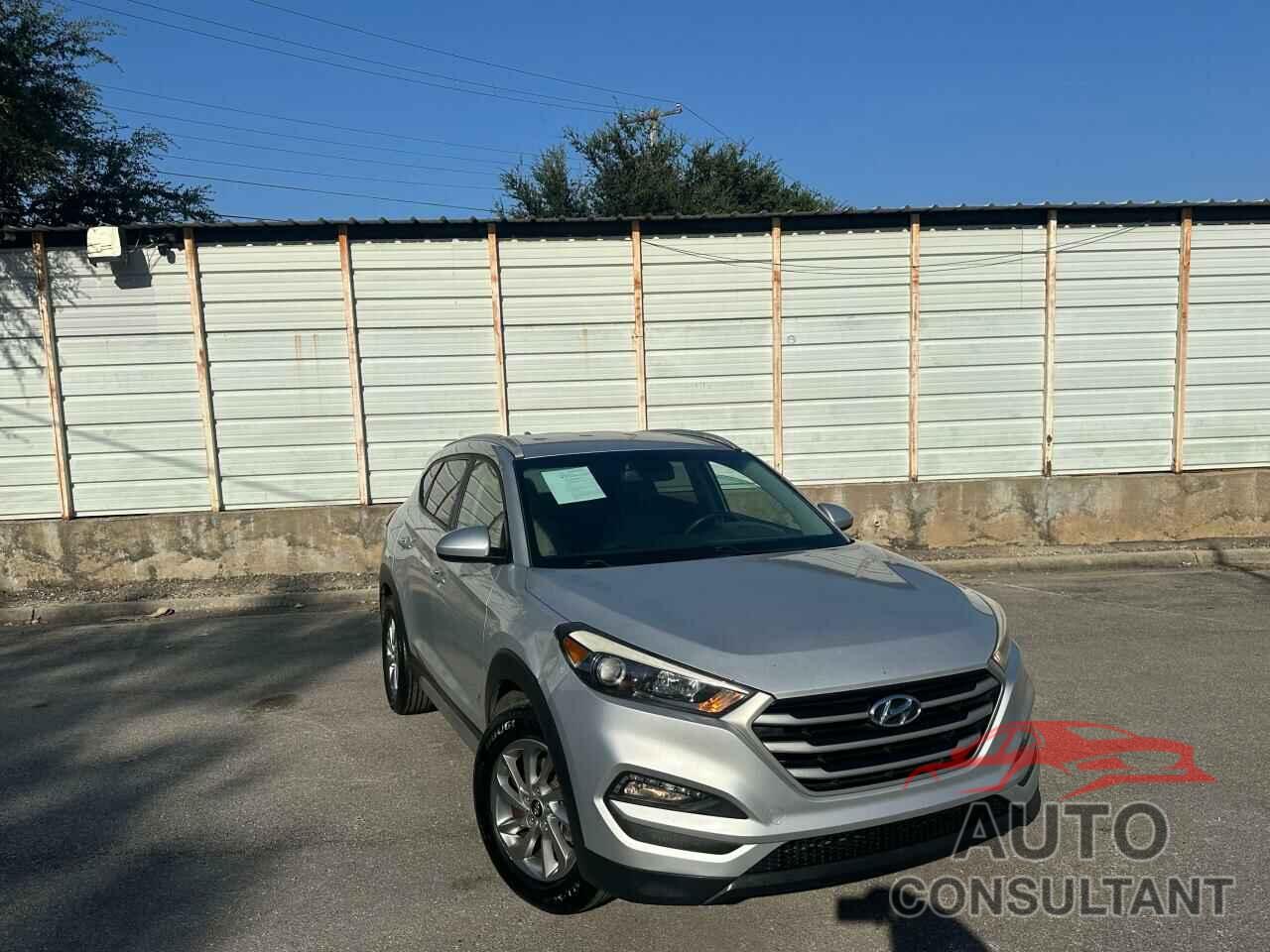 HYUNDAI TUCSON 2018 - KM8J33A47JU664509