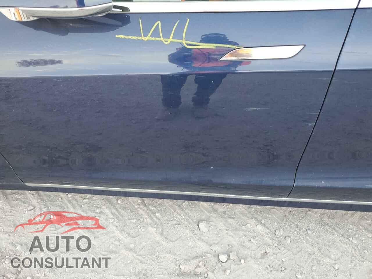 TESLA MODEL S 2019 - 5YJSA1E24KF330153