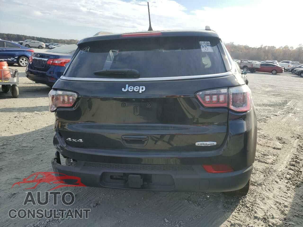 JEEP COMPASS 2018 - 3C4NJDBB3JT200657