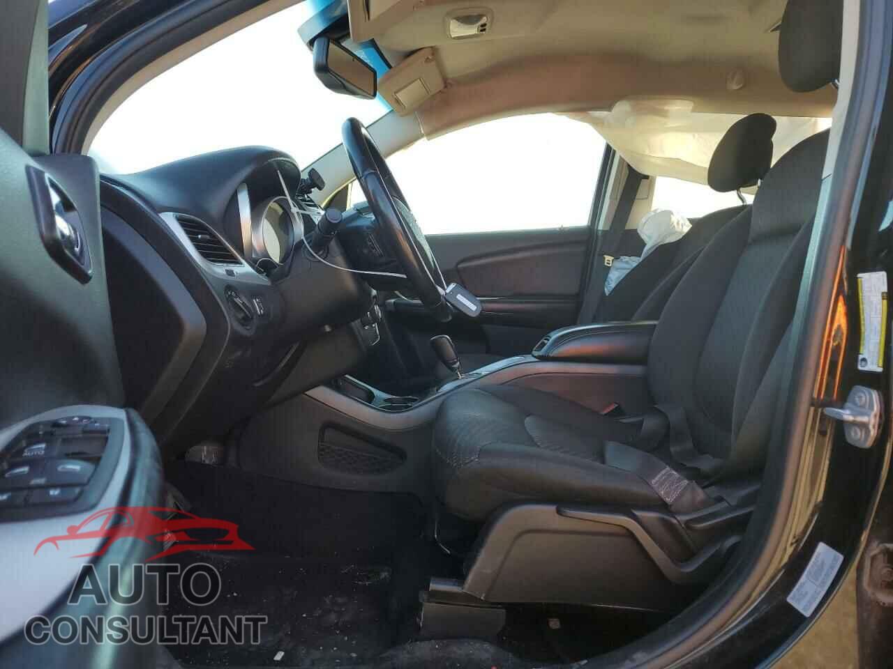 DODGE JOURNEY 2015 - 3C4PDCAB4FT575704