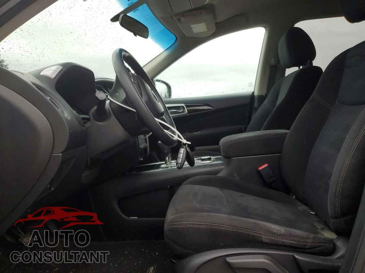 NISSAN PATHFINDER 2013 - 5N1AR2MM2DC680471