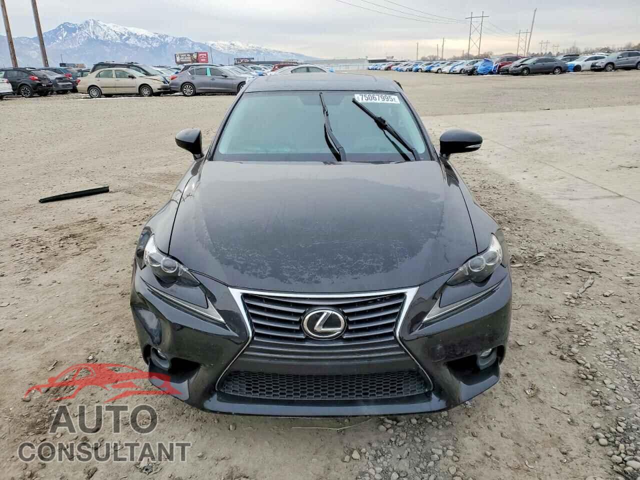 LEXUS IS 2015 - JTHCF1D20F5020868