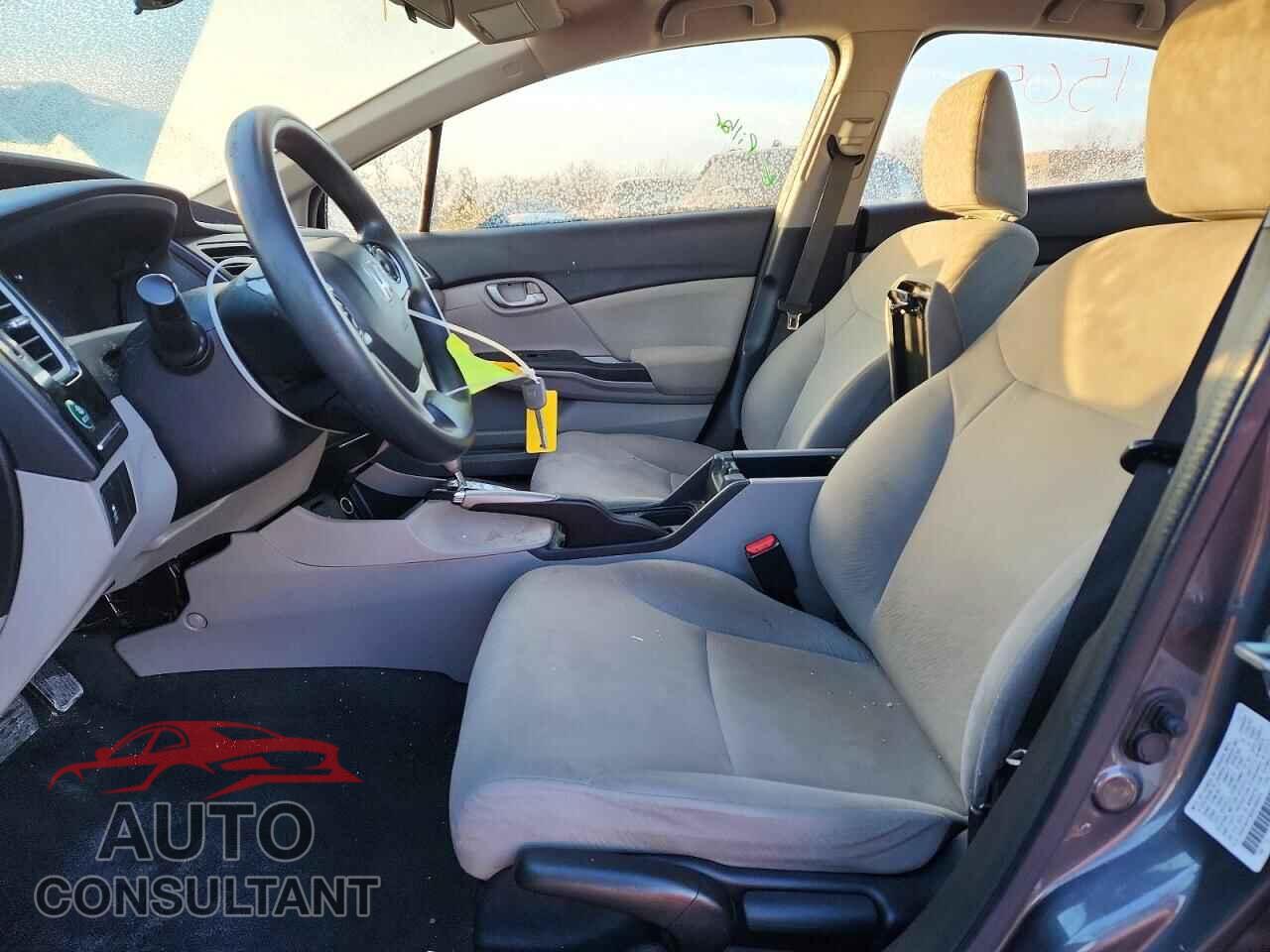 HONDA CIVIC 2013 - 2HGFB2F59DH596974