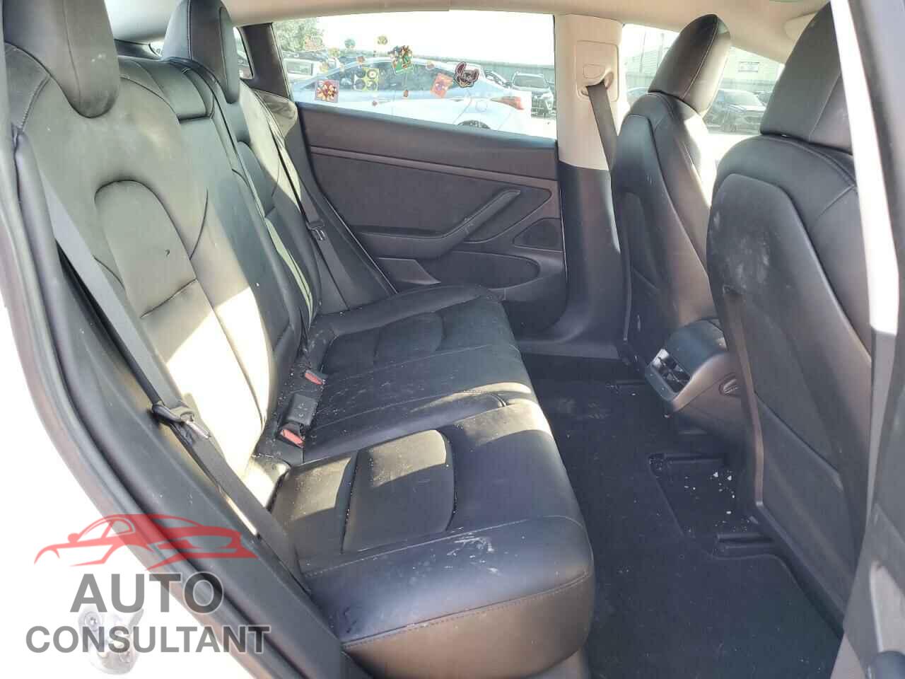 TESLA MODEL 3 2021 - 5YJ3E1EA4MF870413