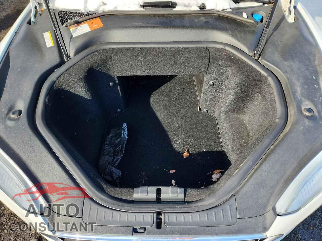 TESLA MODEL S 2014 - 5YJSA1H1XEFP38471