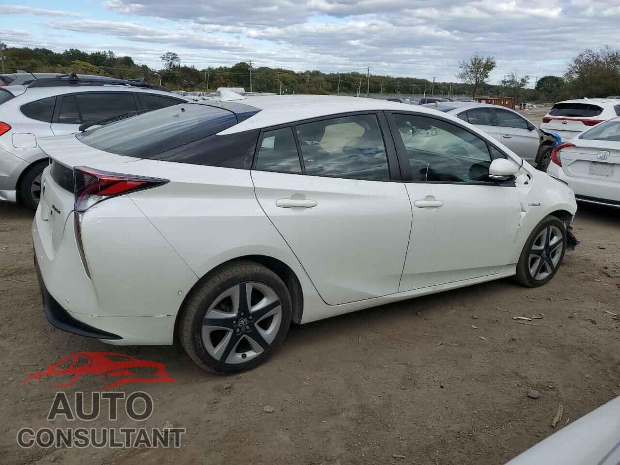TOYOTA PRIUS 2017 - JTDKARFU2H3052552