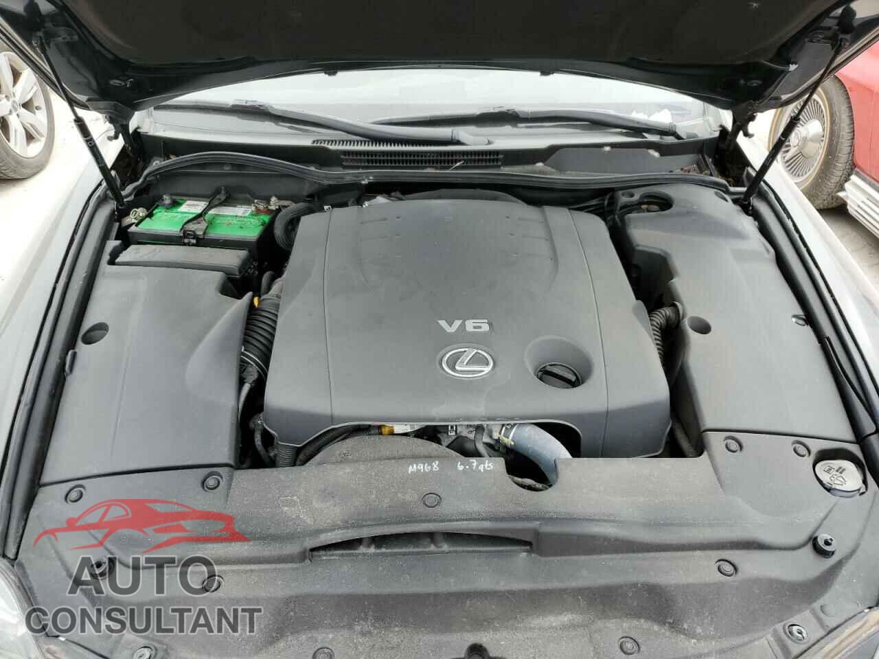 LEXUS IS 2013 - JTHFF2C2XD2527943