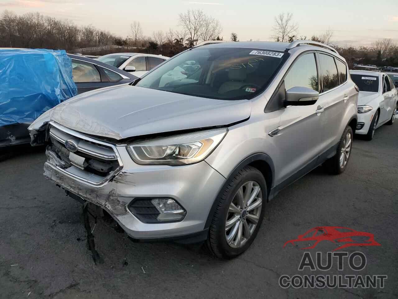 FORD ESCAPE 2017 - 1FMCU0JD2HUA47727