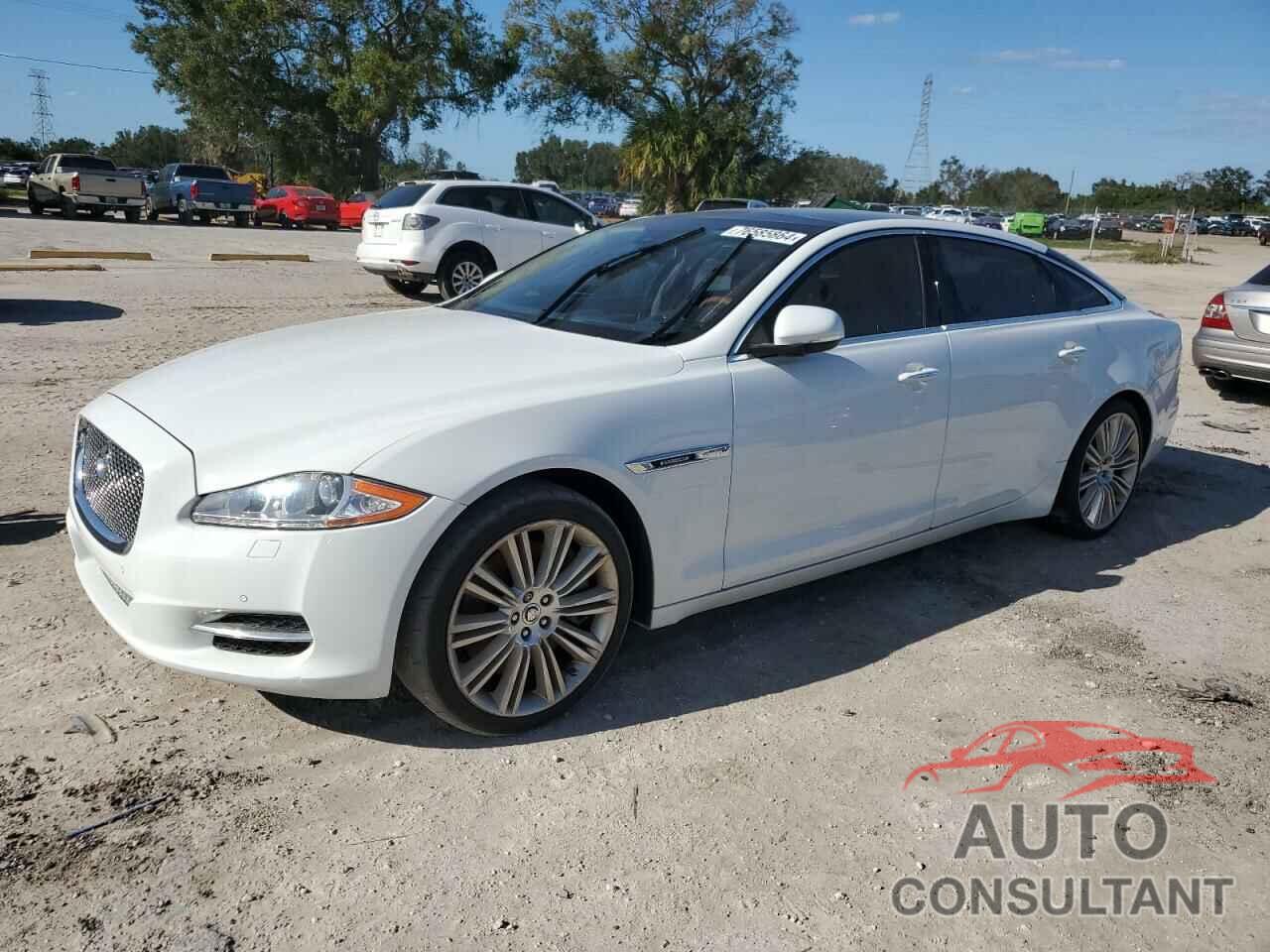 JAGUAR XJ 2013 - SAJWA2GE3DMV45811